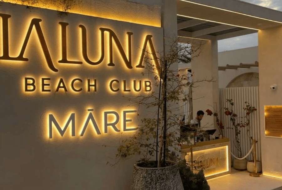 restaurants sign board